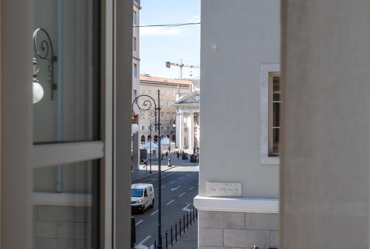 S1 Luxury And * Trieste